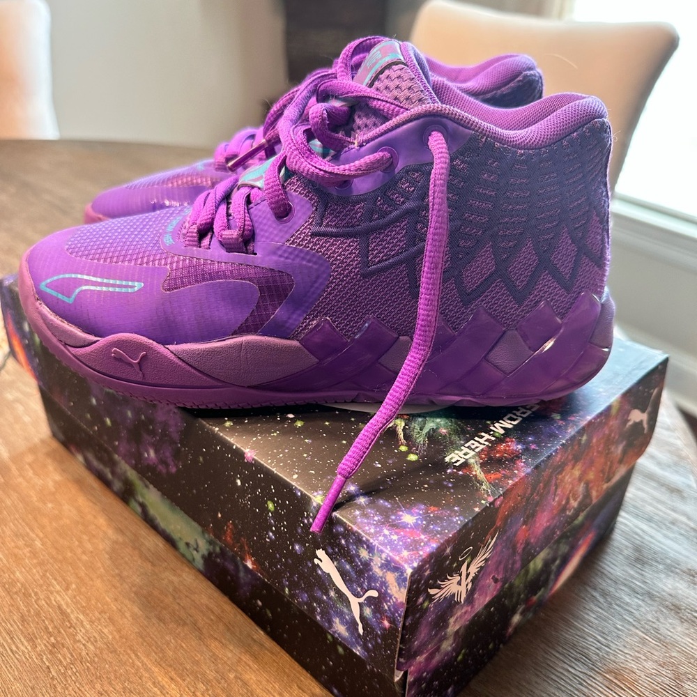 PUMA LaMelo Ball MB1 Size 4.5Y
